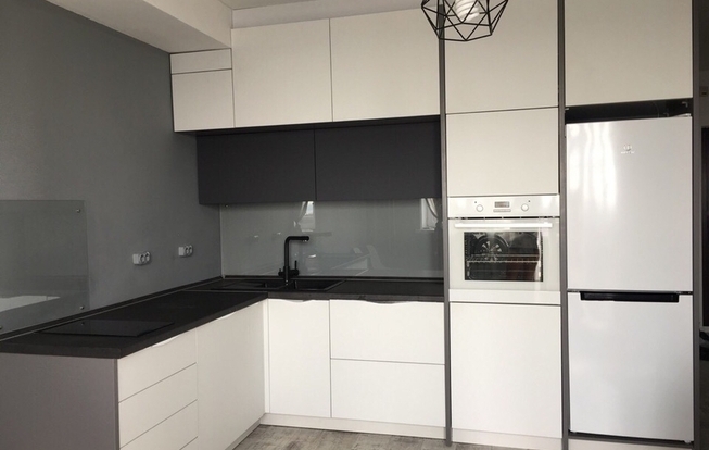 Современная кухня угловая