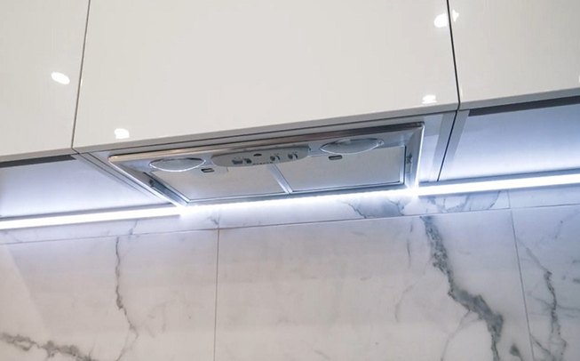 Кухня 8 кв. метров глянцевая