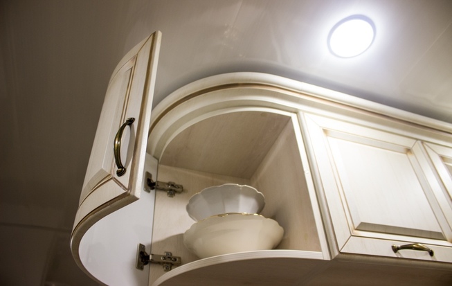 Кухня из массив П образная форма