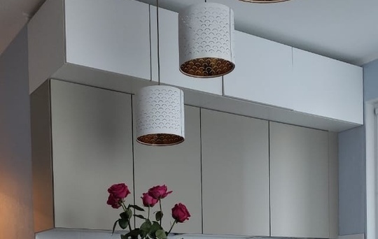 Кухня из пластика в современном стиле