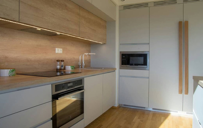 Кухня 15 кв. метров с барной стойкой