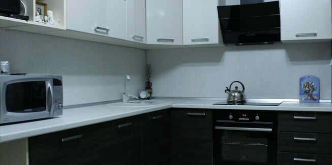 Кухня ЛДСП угловая светлая на заказ