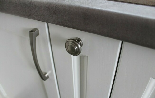 Кухня ПВХ белого цвета на заказ