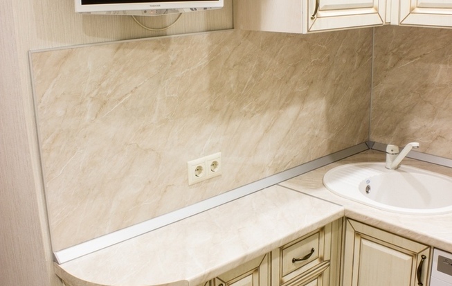 Кухня из массив П образная форма