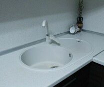 Кухня ЛДСП угловая светлая на заказ