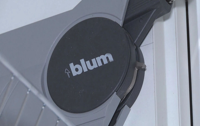 Кухня 10 кв. метров в белом цвете