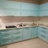 Кухня МДФ голубого цвета с барной стойкой