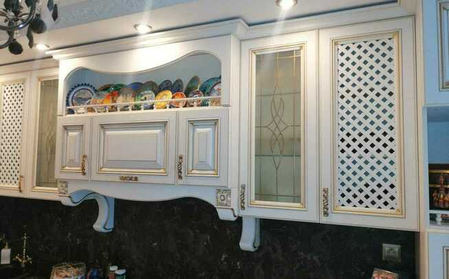 Кухня из массива по индивидуальным размерам угловая