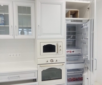 Кухня в пленке ПВХ в классическом стиле