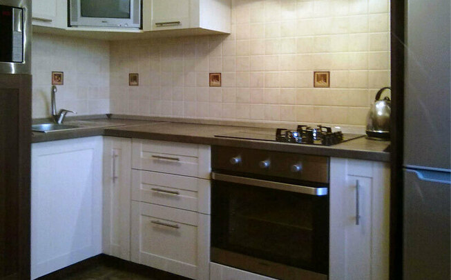 Кухня 5 кв. метров с телевизором